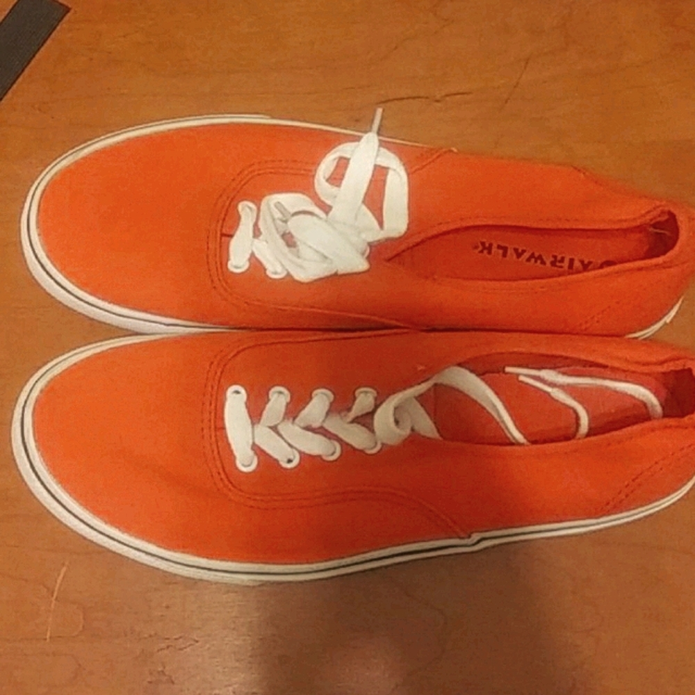 Airwalk shoes - Womens size 11